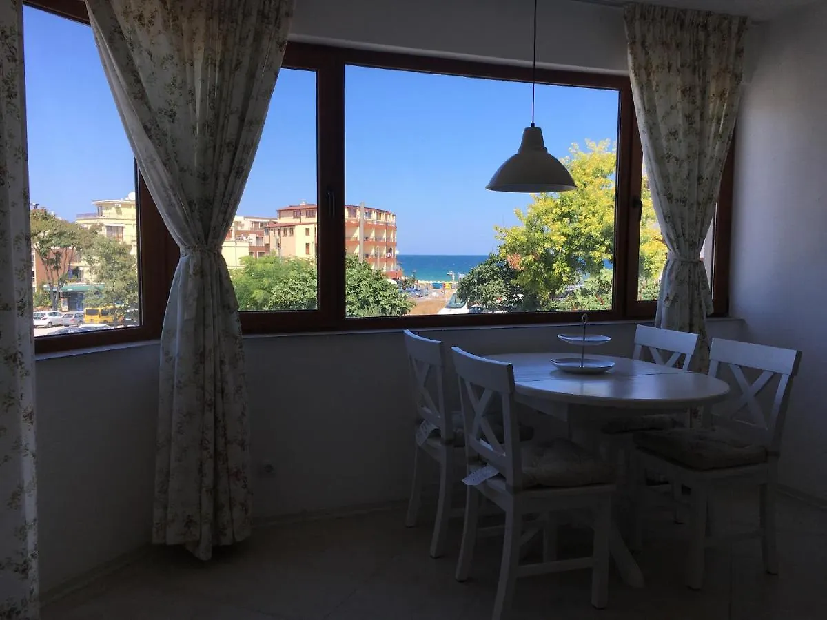 Apartment Moments Sozopol